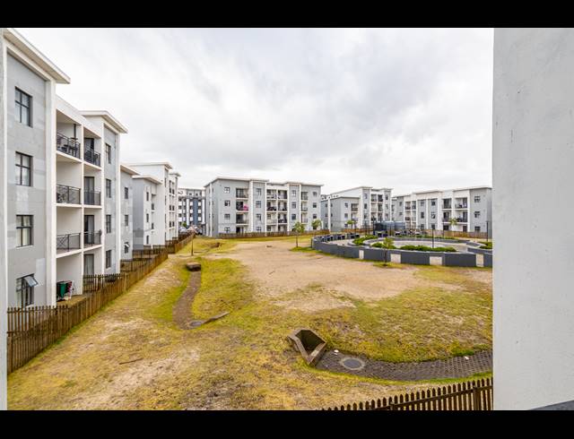 2 BEDROOM APARTMENT FOR SALE IN PARKLANDS